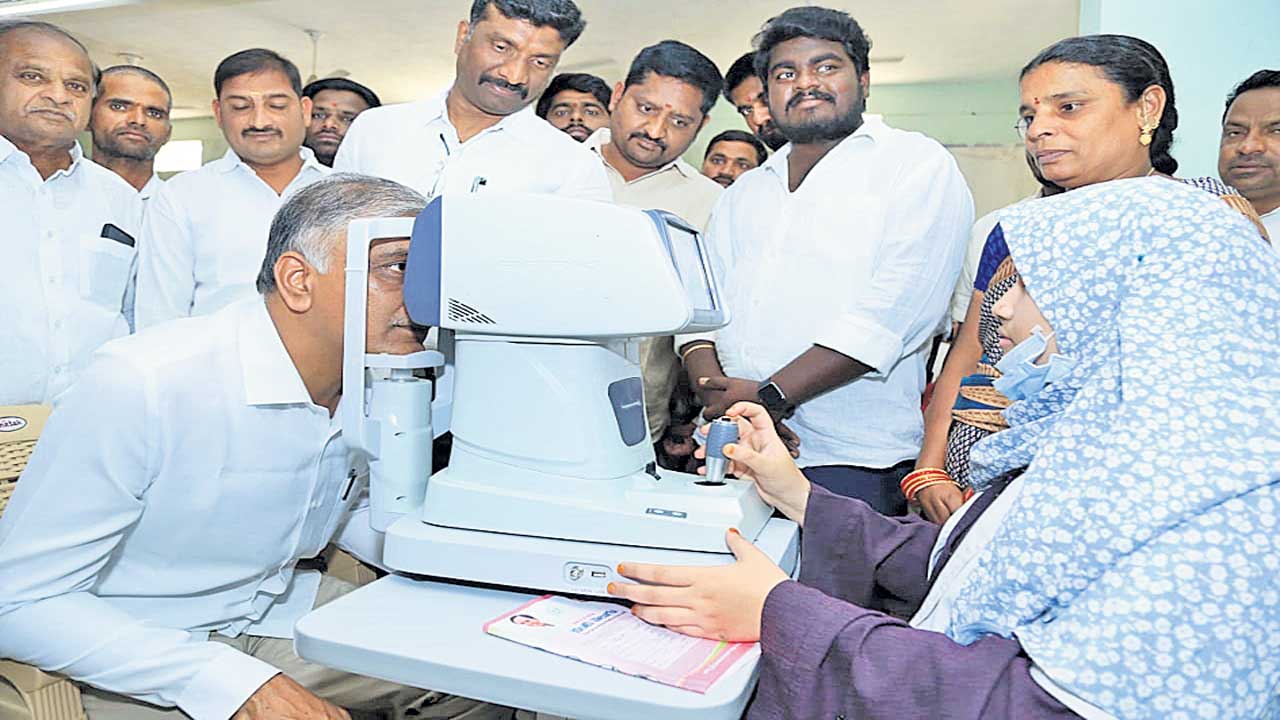 జోరుగా రెండో విడత కంటి వెలుగు కార్యక్రమం