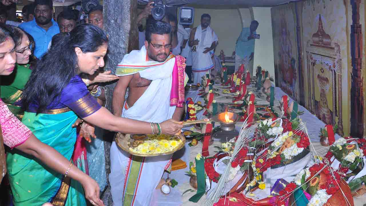 అలంపూర్‌ క్షేత్రాన్ని అద్భుతంగా తీర్చిదిద్దుతాం