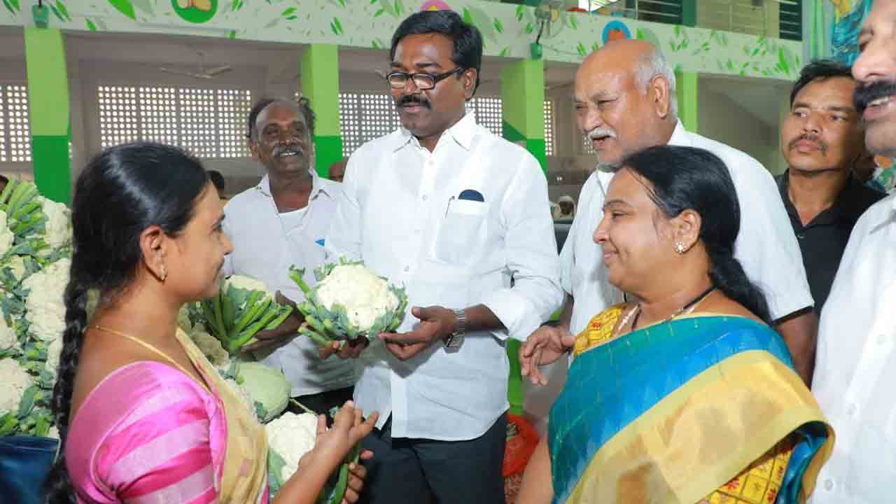 గజ్వేల్‌ తర్వాత ఖమ్మంలోనే అతిపెద్ద సమీకృత మార్కెట్‌