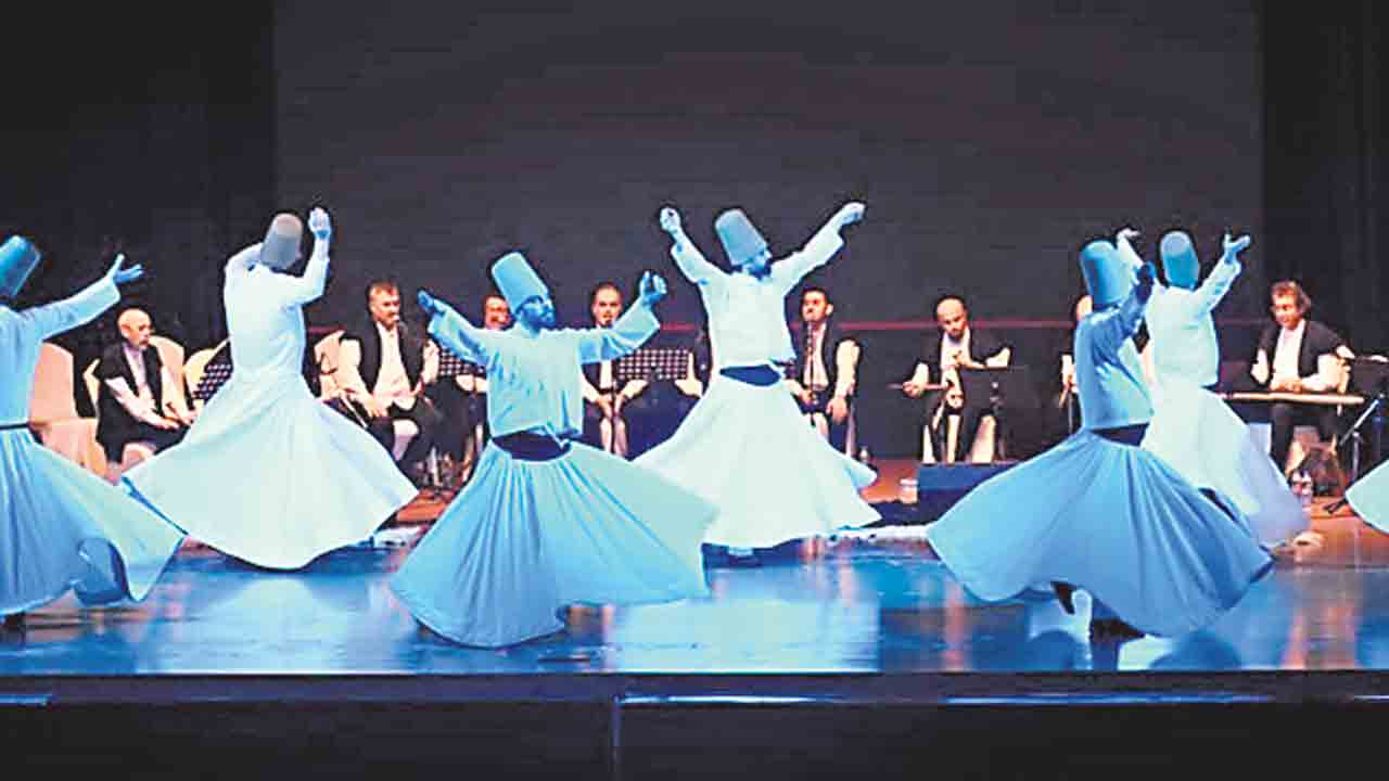 ఆకట్టుకున్న కొన్య టర్కీష్‌ సూఫీ సంగీత కచేరి