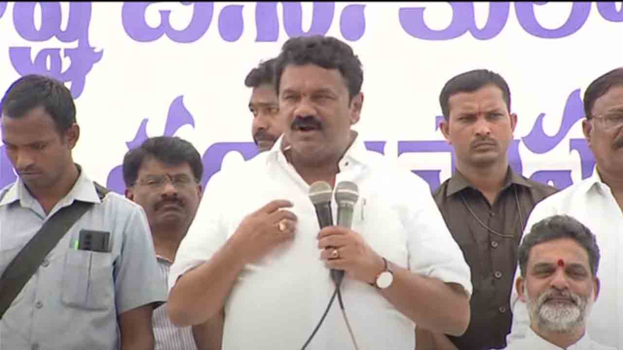 తెలంగాణలో బీసీల అభ్యున్నతికి ప్రభుత్వ ప్రాధాన్యం : మంత్రి తలసాని