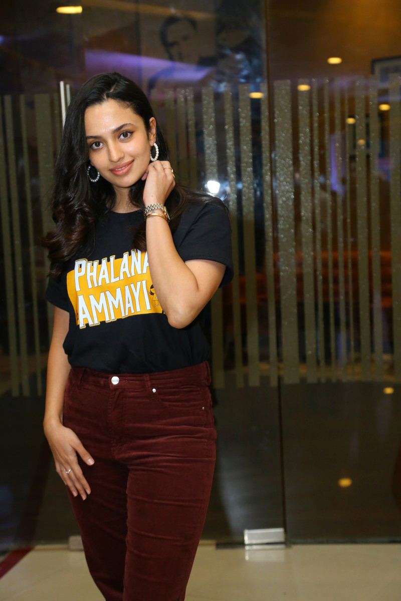 Malvika Nair at Phalana Abbayi Phalana Ammay Movie Teaser Launch Event