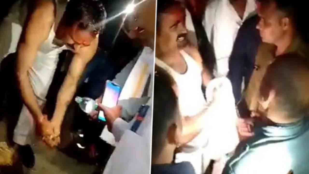 Watch: అందరూ చూస్తుండగా కుర్తా విప్పిన బీజేపీ మంత్రి.. ఎందుకంటే?