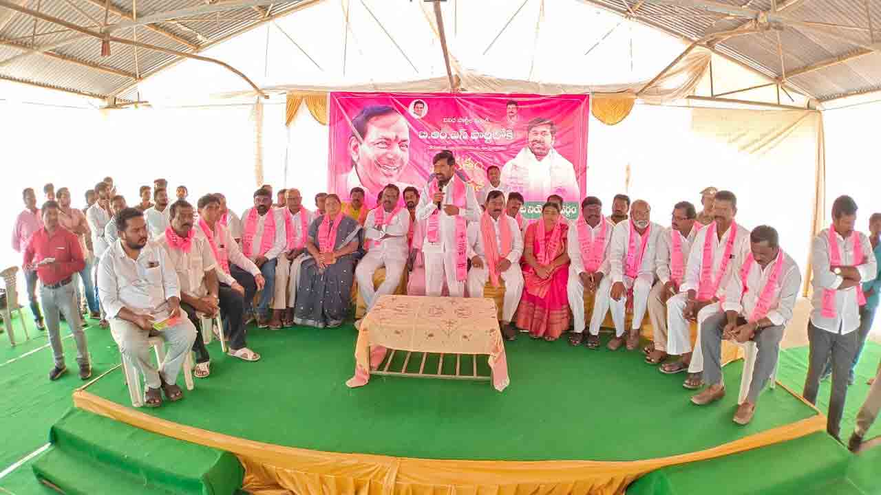 కేసీఆర్ నాయకత్వం కోసం దేశం ఎదురుచూస్తోంది : విద్యుత్ మంత్రి జగదీశ్రెడ్డి