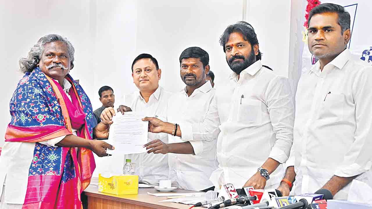 క్రీడాకారులకు అండగా కేసీఆర్‌