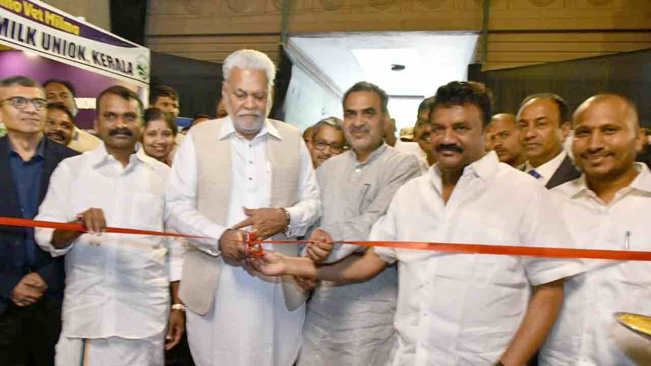 Minister Talasani | పాడి రైతులకు ప్రభుత్వం చేయూత : మంత్రి తలసాని