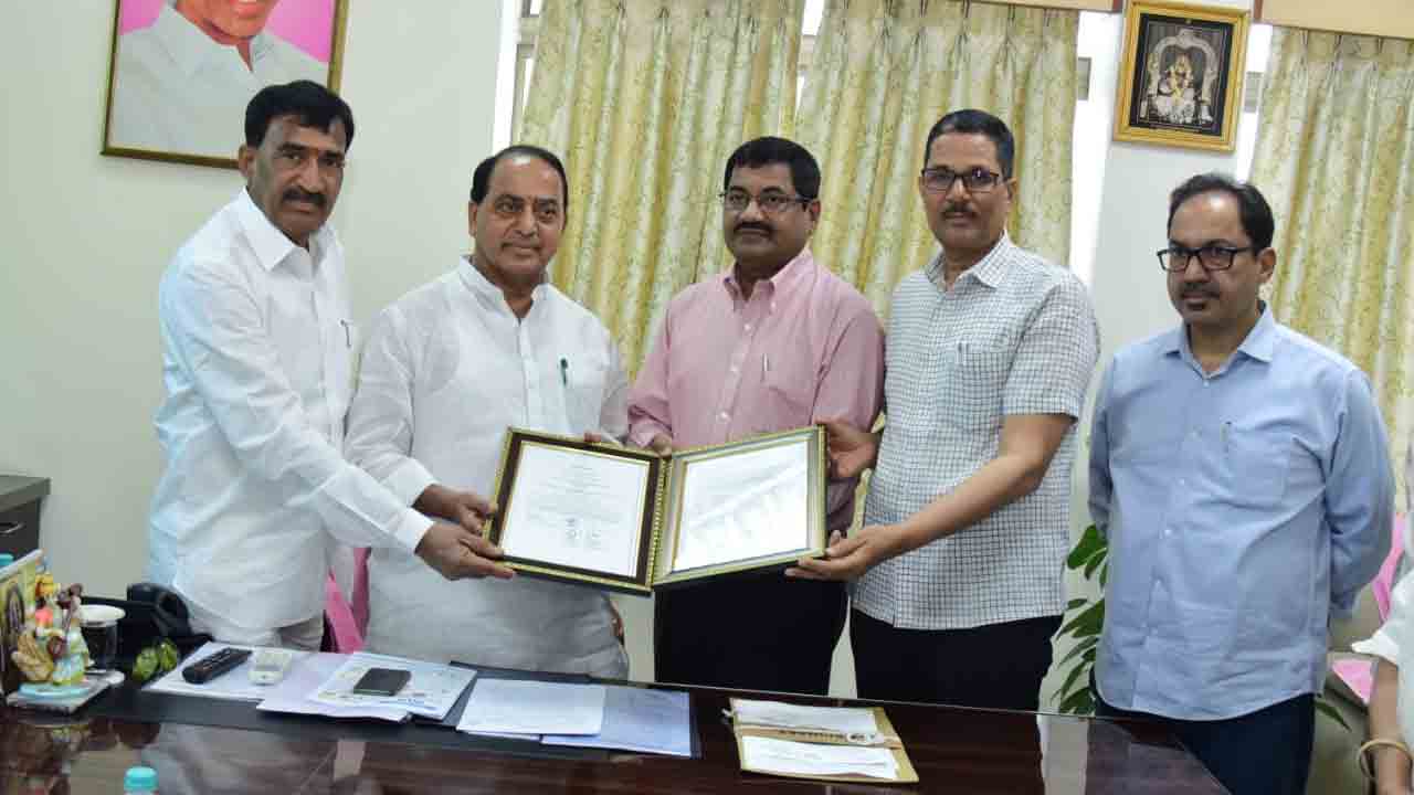 TSFDC | మరో ఘనత .. తెలంగాణ అట‌వీ ఉత్పత్తులకు ఎఫ్ఎస్‌సీ లోగో