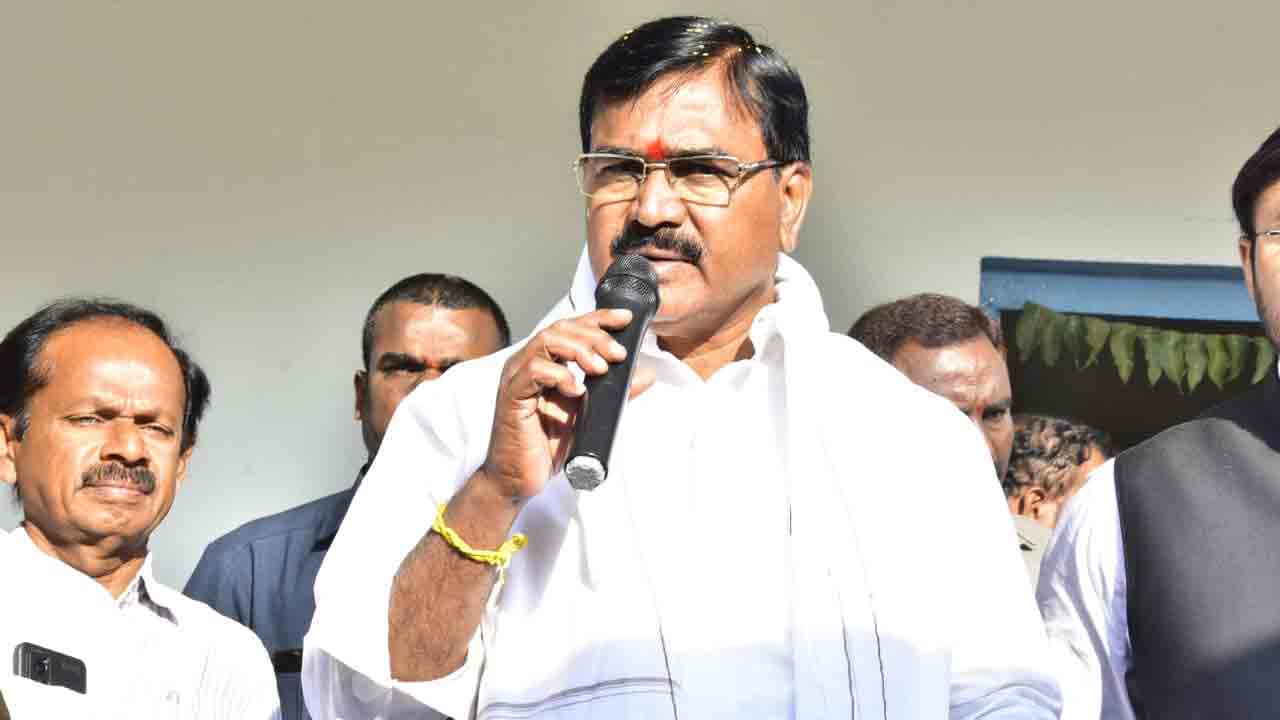 మార్పునకు నాంది.. మన ఊరు-మన బడి: మంత్రి నిరంజన్‌ రెడ్డి