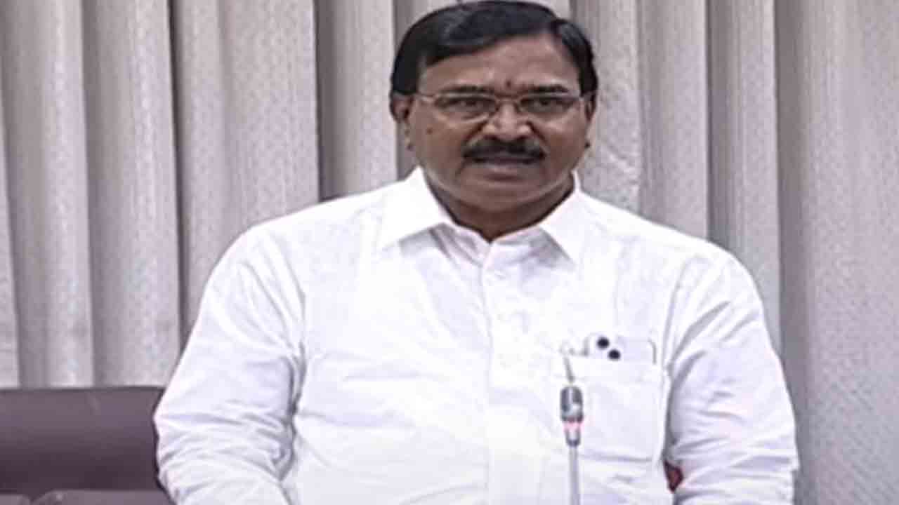 వనపర్తి జిల్లాలో వేరుశనగ పరిశోధనా కేంద్రం: మంత్రి నిరంజన్ రెడ్డి