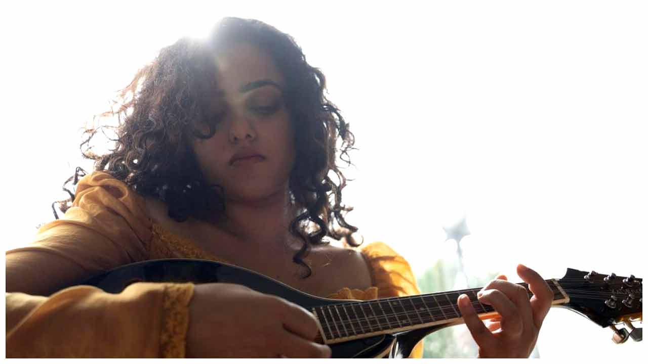 Nithya Menen | నిత్యా మీనన్ స్టన్నింగ్ ఫొటో షూట్..