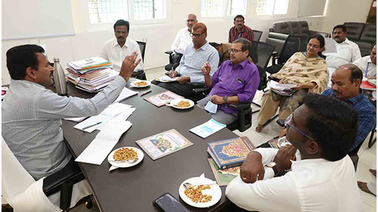 వైభవంగా ఒంటిమిట్ట కోదండరాముడి బ్రహ్మోత్సవాలకు ఏర్పాట్లు : టీటీడీ జేఈవో