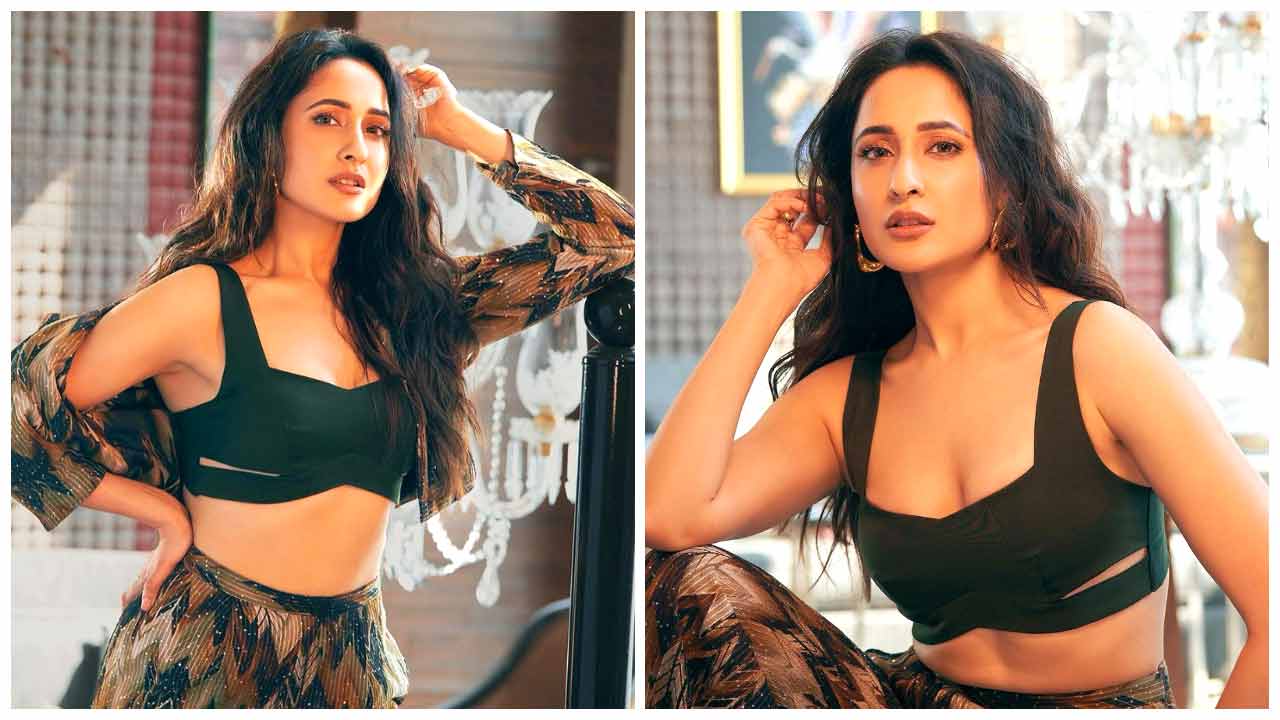 Pragya Jaiswal | బ్లాక్ డ్రెస్‌లో ప్రగ్యా జైస్వాల్ అందాల జాత‌ర‌..