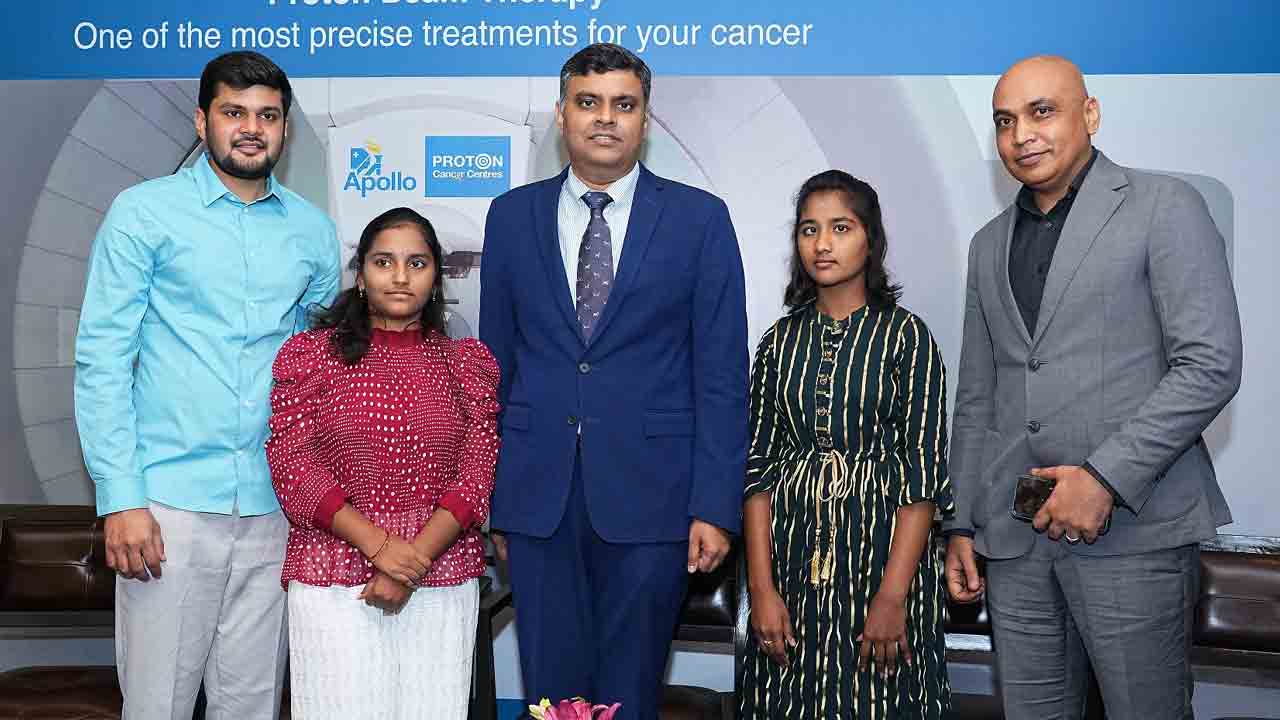 ‘క్యాన్సర్‌ రోగులకు వరంగా ప్రోటాన్‌ భీమ్‌ చికిత్స’
