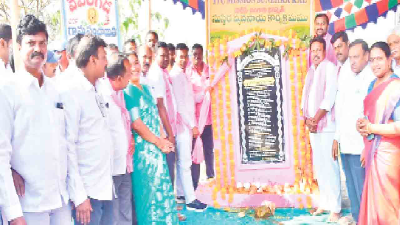 దేశానికే రోల్‌మోడల్‌గా తెలంగాణ