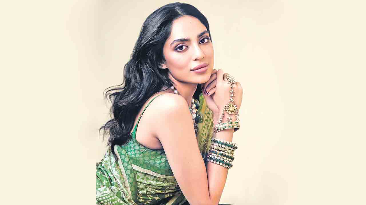 Sobhita Dhulipala | వాళ్లను చూసే జిమ్లో చేరా.. సీక్రెట్ బయటపెట్టిన శోభిత ధూళిపాళ