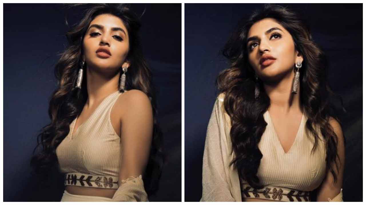 Sreeleela | గ్లామర్ డోస్ పెంచేసిన శ్రీలీల..