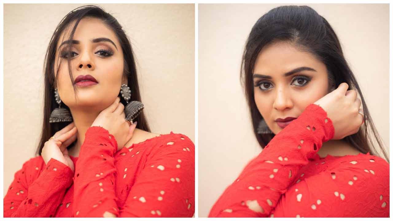 Sreemukhi | కాటుక కన్నులతో మతులు పోగొడుతున్న శ్రీ‌ముఖి..