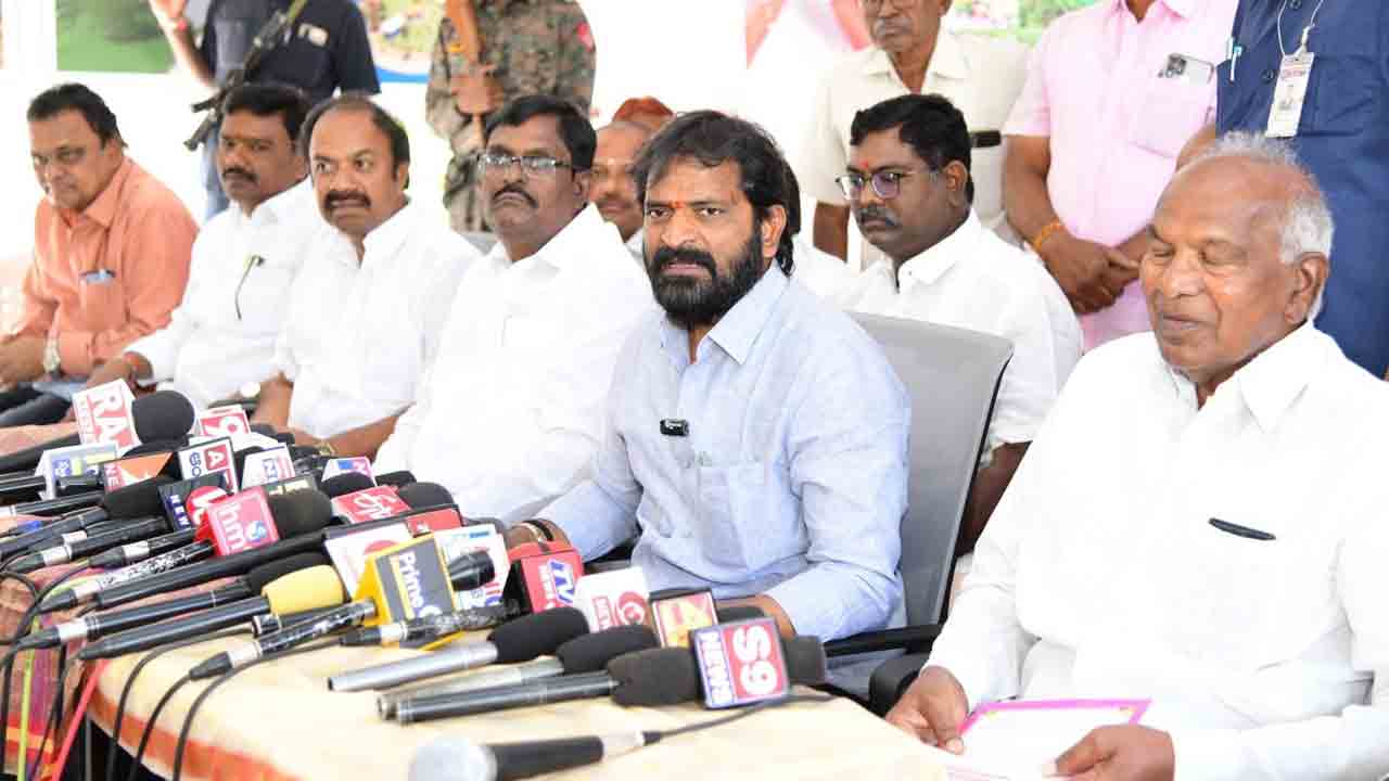 మే 7న ఉచిత సామూహిక వివాహాలు