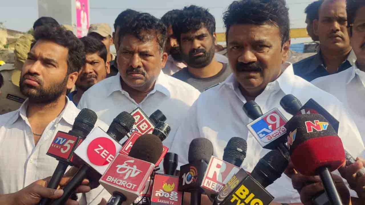 ఫైర్‌సేఫ్టీ పాటించని వ్యాపారులు, గోదాముల నిర్వాహకులపై కఠిన చర్యలు: మంత్రి తలసాని