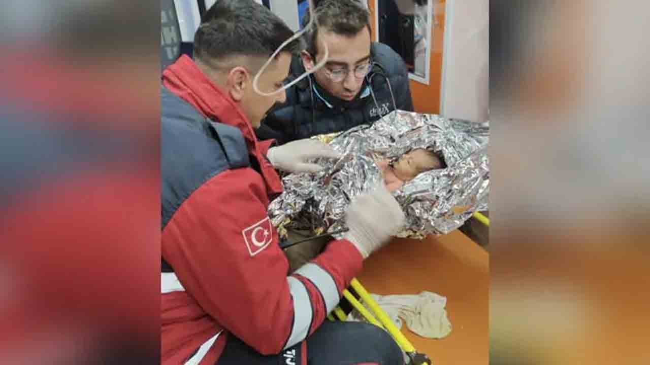 Turkey Earthquake | 90 గంటలు శిథిలాల కిందే పది రోజుల శిశువు.. సురక్షితంగా బయటకు తీసిన రెస్క్యూ సిబ్బంది