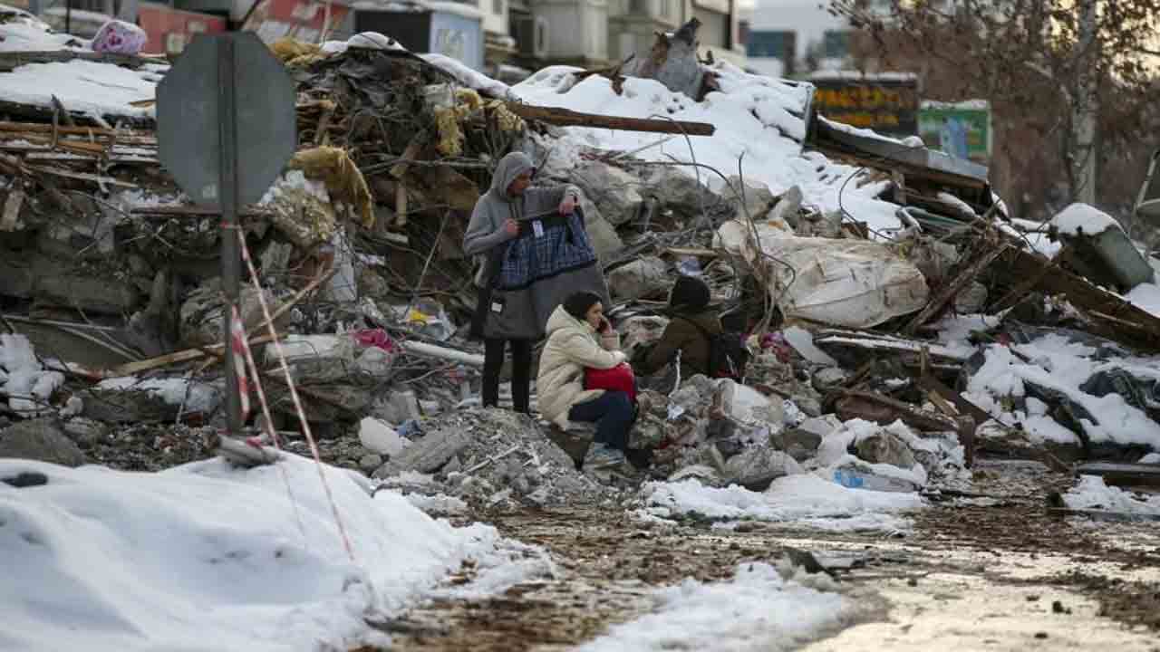 Turkey Earthquake | తుర్కియేని వణికిస్తున్న వరుస భూకంపాలు.. 4.3 తీవ్రతతో మరోసారి భూప్రకంపనలు..!