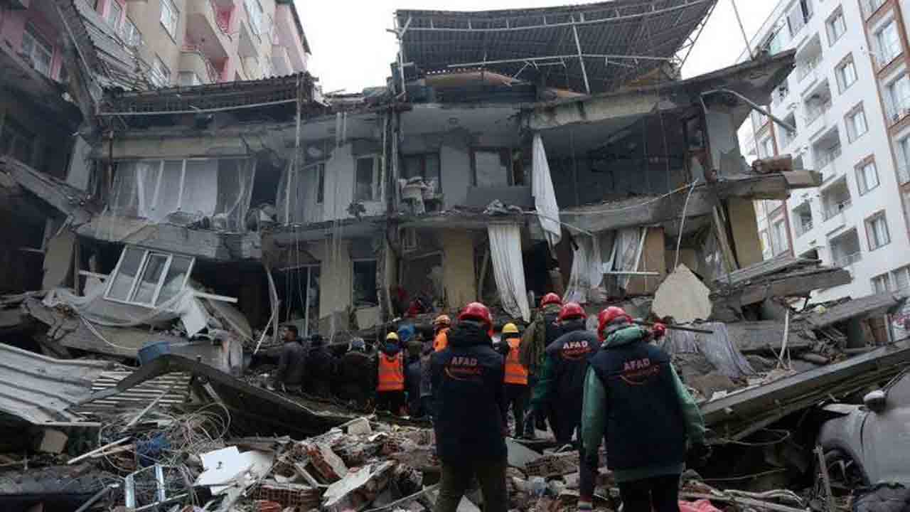 Turkey-Syria Earthquake | మరణమృదంగం.. 37వేలు దాటిన మృతుల సంఖ్య