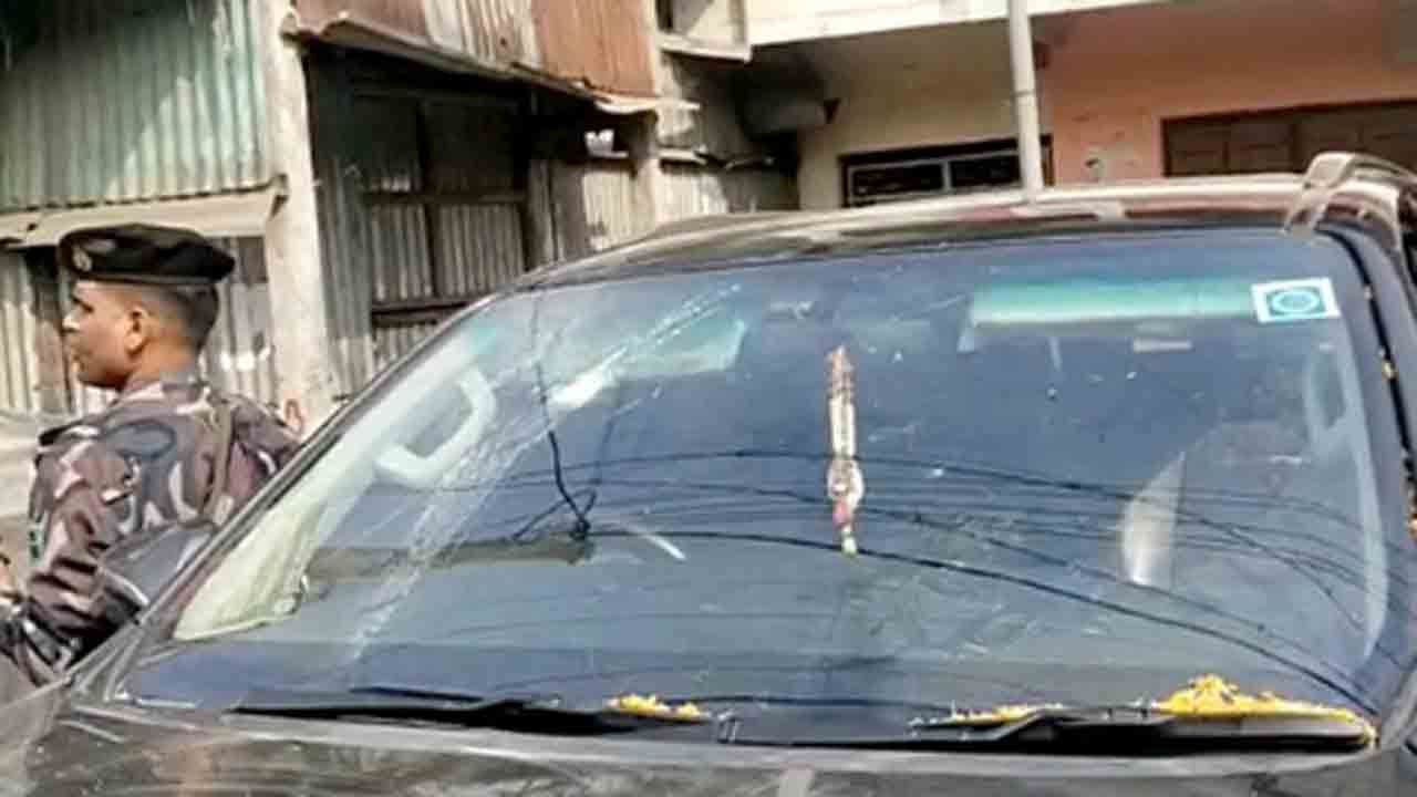 Nisith Pramanik | కేంద్ర మంత్రి కాన్వాయ్‌పై రాళ్ల దాడి.. టియర్ గ్యాస్ షెల్స్ ప్రయోగించిన పోలీసులు