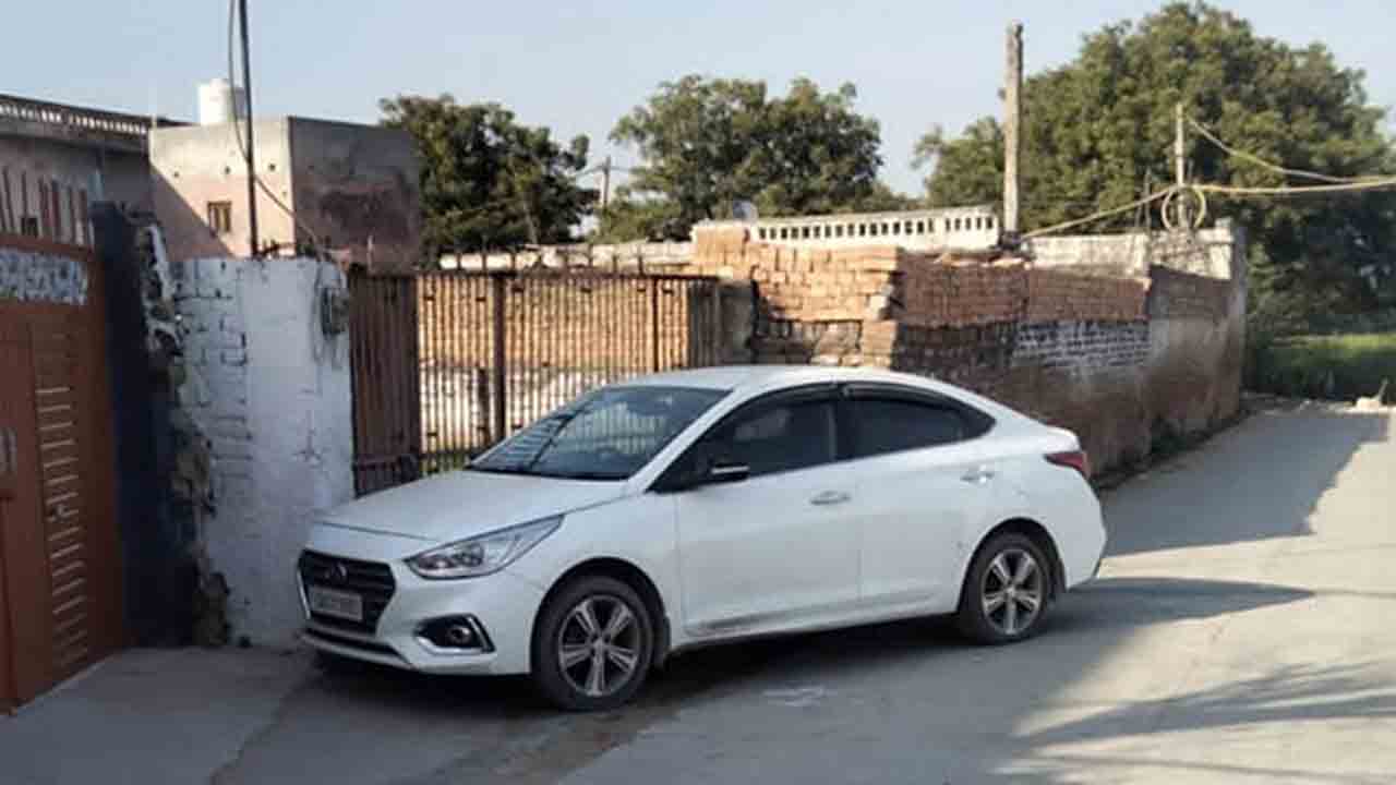 Uttam Nagar murder | నా బిడ్డను చంపిన వాడిని చచ్చేవరకు ఉరితీయాలి: మృతురాలి తండ్రి