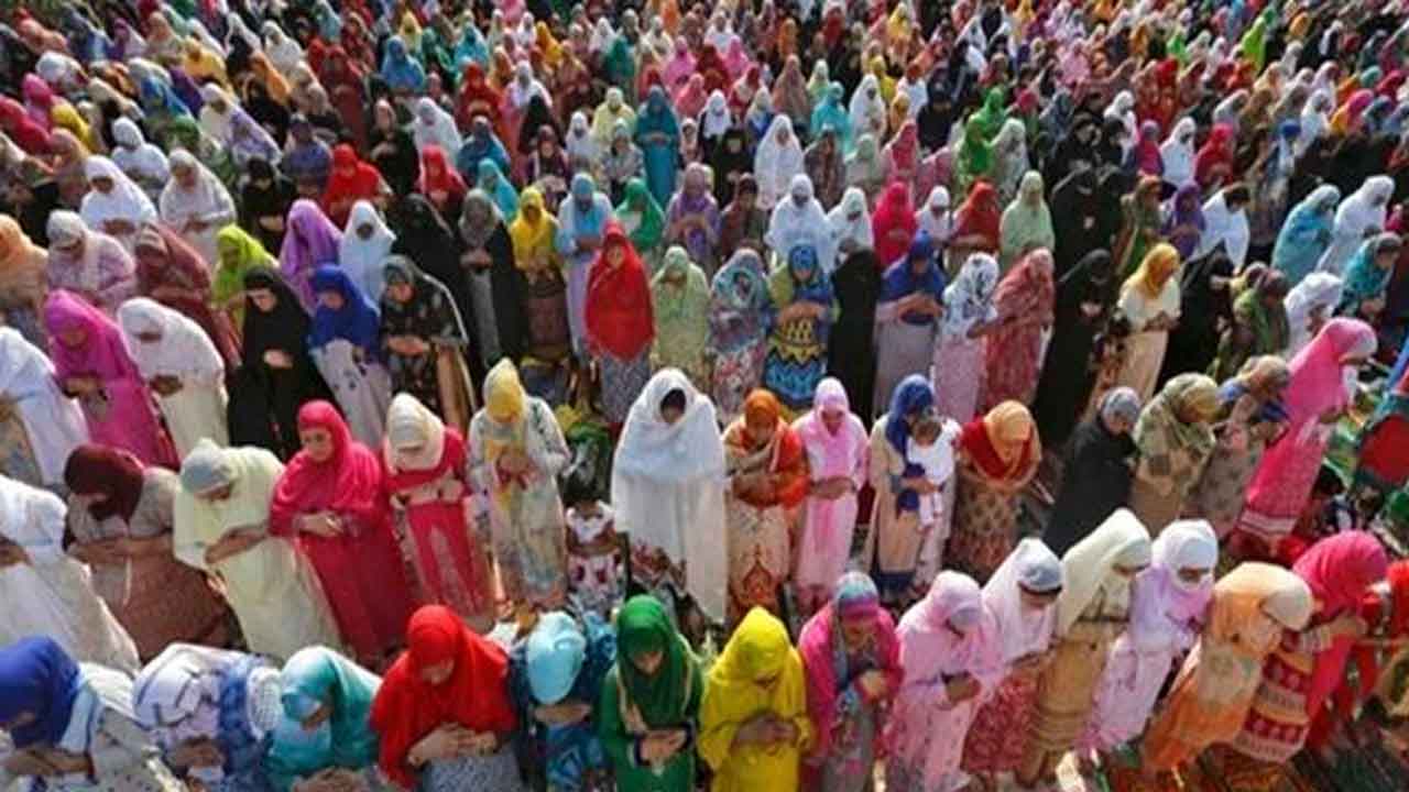 Women Namaz | మసీదులో మహిళల నమాజ్‌కు అభ్యంతరం లేదు.. సుప్రీంకోర్టులో బోర్డు అఫిడవిట్‌