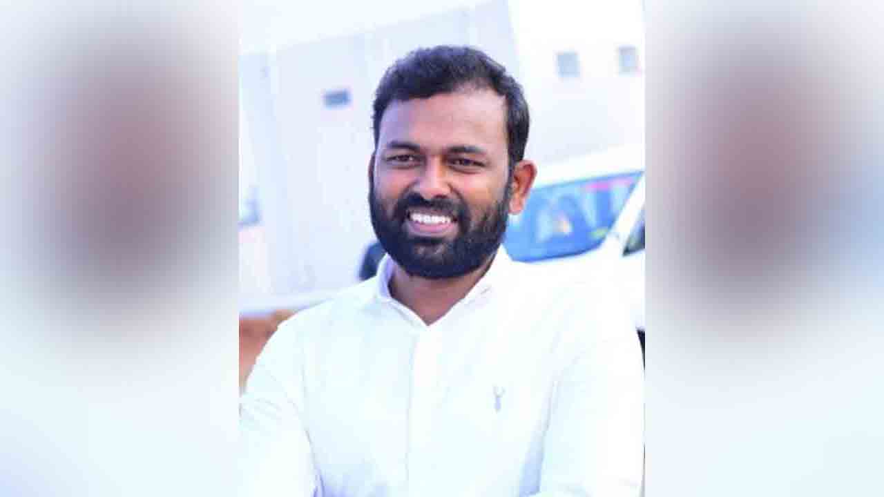 పాదయాత్ర పేరుతో అలజడులు రేపేందుకు షర్మిల ప్రయత్నం : రెడ్కో చైర్మన్ సతీశ్రెడ్డి