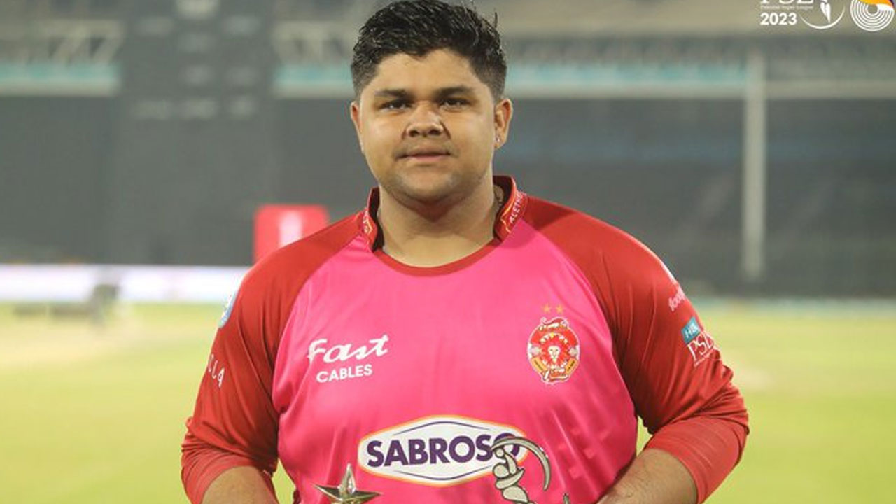 PSL: పాకిస్థాన్ సూప‌ర్ లీగ్‌లో దంచికొట్టిన మొయిన్ ఖాన్ కుమారుడు.. వీడియో