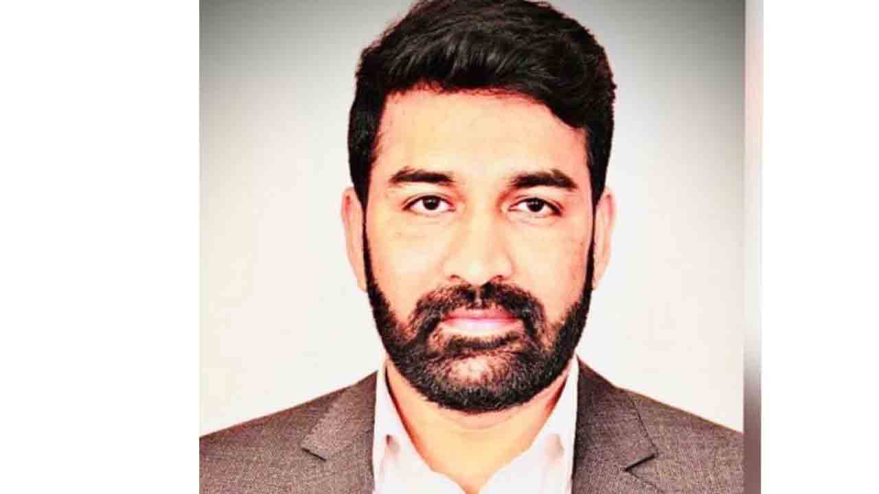 మోదీది కార్పొరేట్ల బ‌డ్జెట్.. కేసీఆర్‌ది క‌ర్ష‌కుల బ‌డ్జెట్