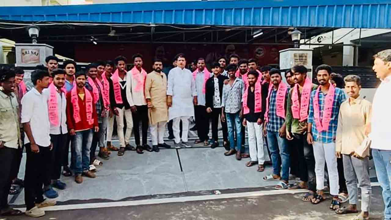 బీఆర్‌ఎస్‌తోనే దేశ ప్రగతి సాధ్యం : ఎమ్మెల్యే మాధవరం కృష్ణారావు