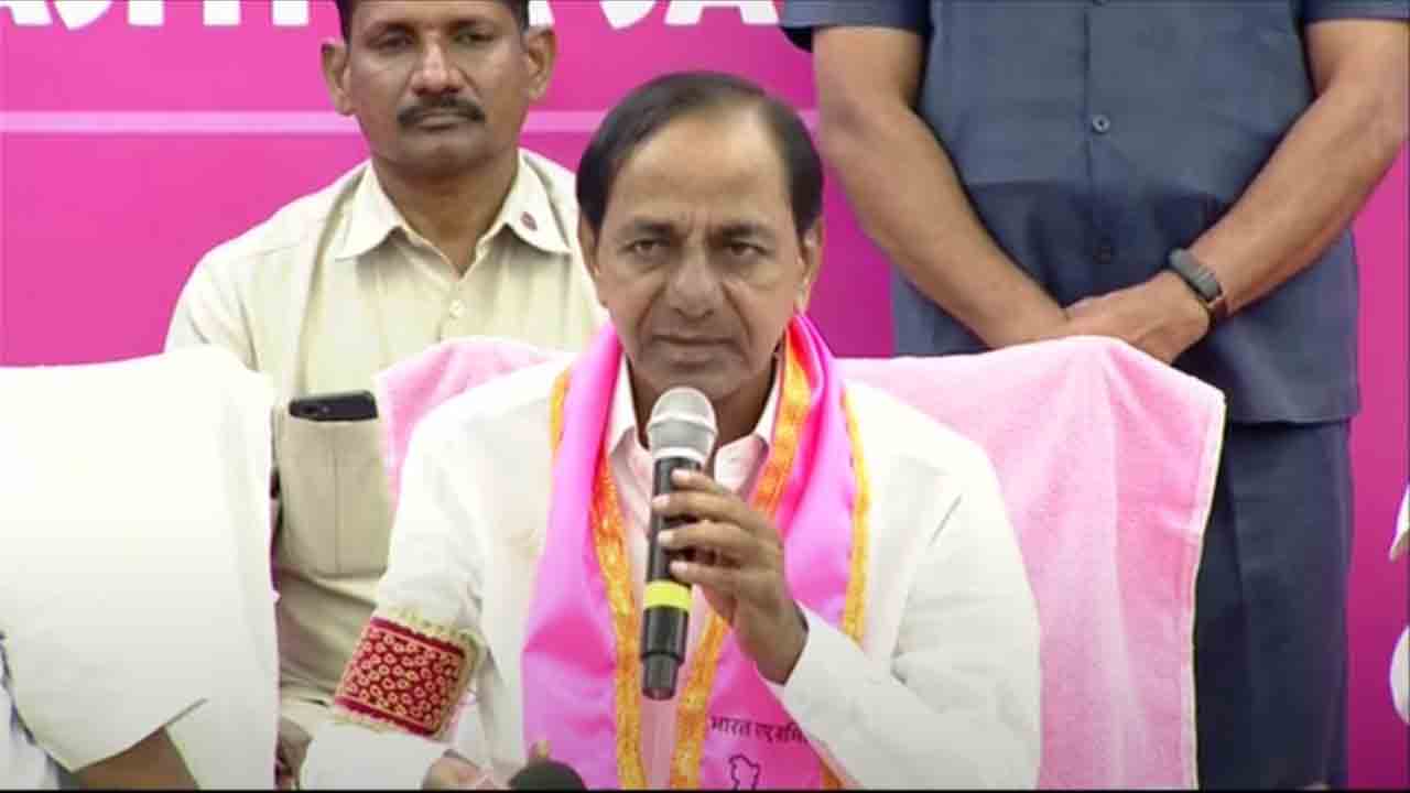 మహారాష్ట్రకు నీళ్లు ఇచ్చేందుకు సిద్ధం : సీఎం కేసీఆర్