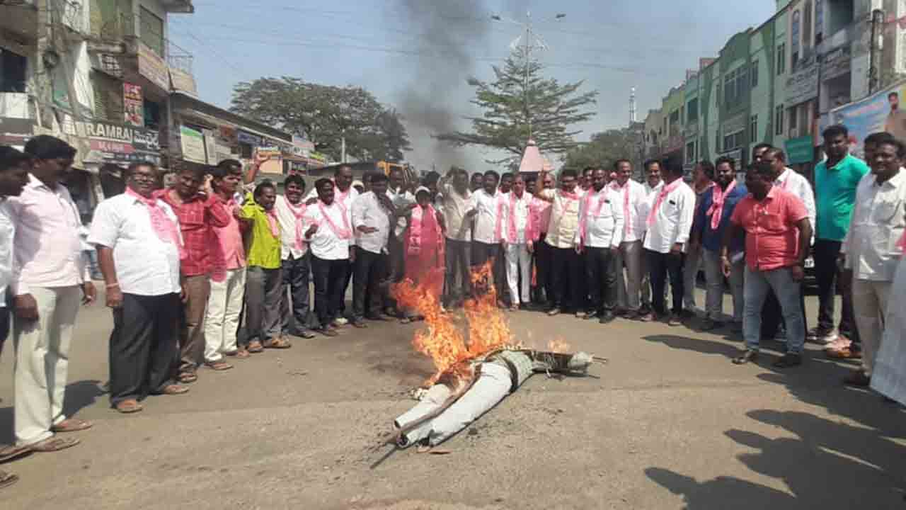 వరంగల్‌ జిల్లా వ్యాప్తంగా రేవంత్‌ రెడ్డి దిష్టిబొమ్మల దహనం