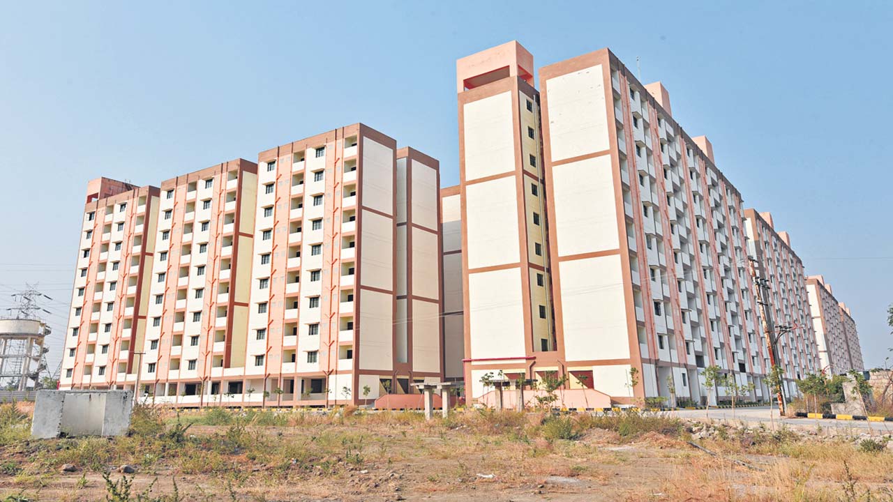 కలల సౌధం.. సిద్ధం