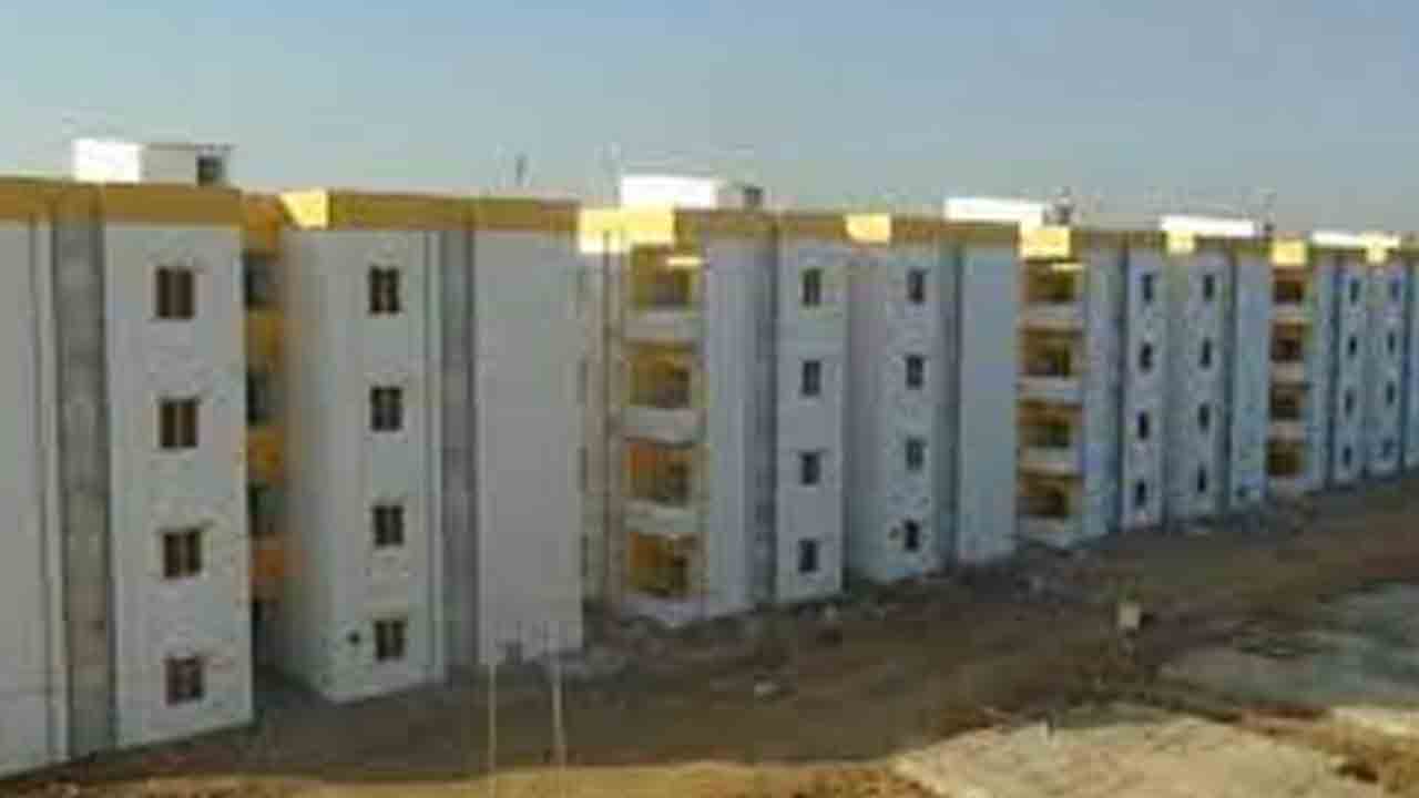 డబుల్‌ బెడ్రూం ఇండ్లు పూర్తి చేయాలి