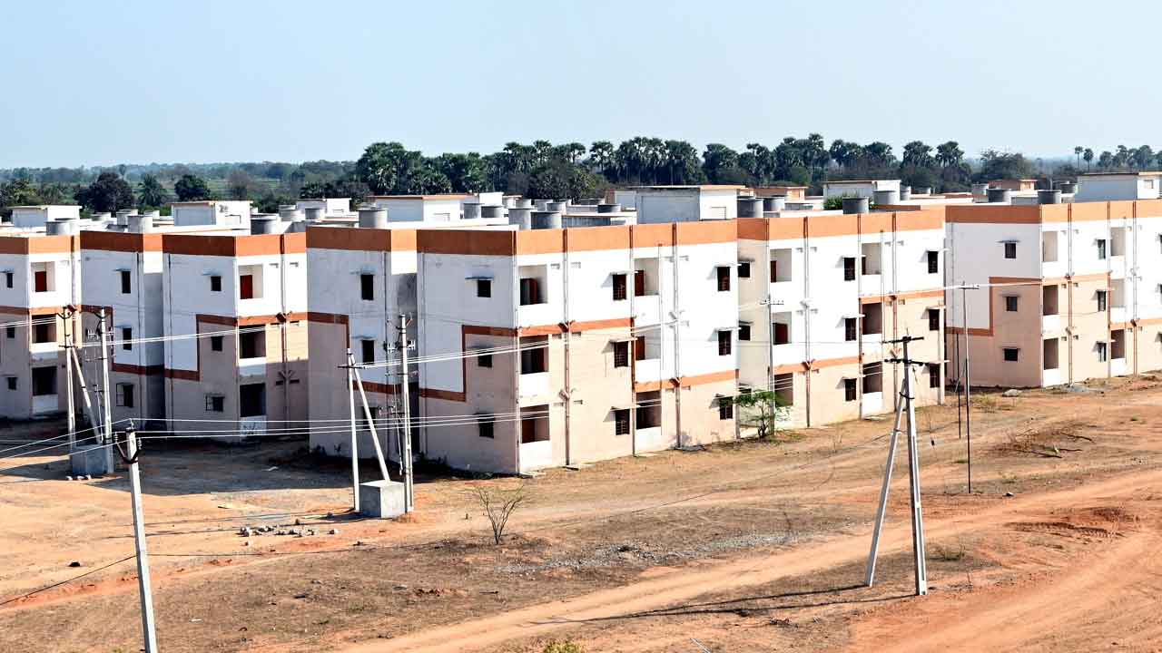డబుల్‌ సబురం.. నల్లగొండ జిల్లాకు 8,855 ఇండ్లు మంజూరు