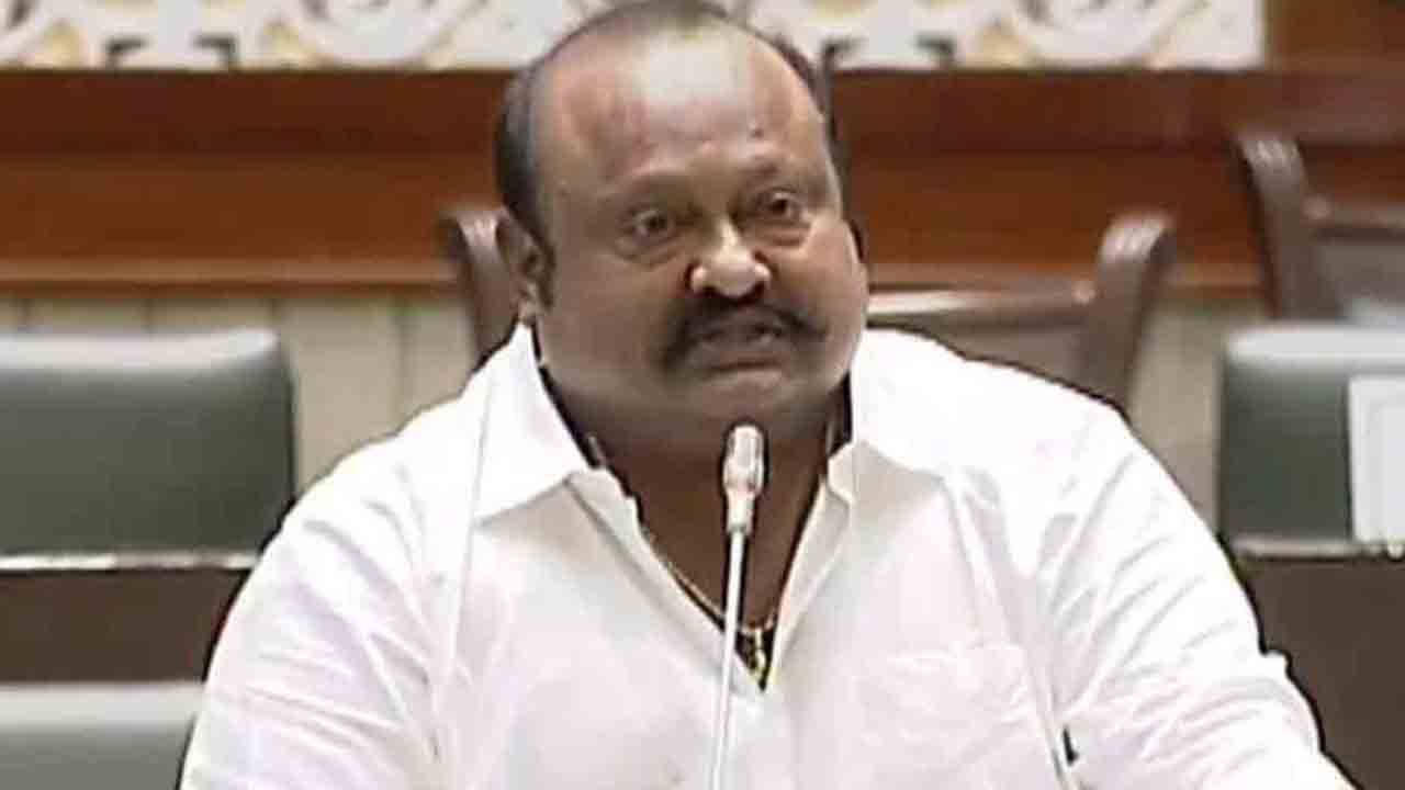 ముఖ్యమంత్రి కేసీఆర్‌ బీసీల పక్షపాతి : మంత్రి గంగుల