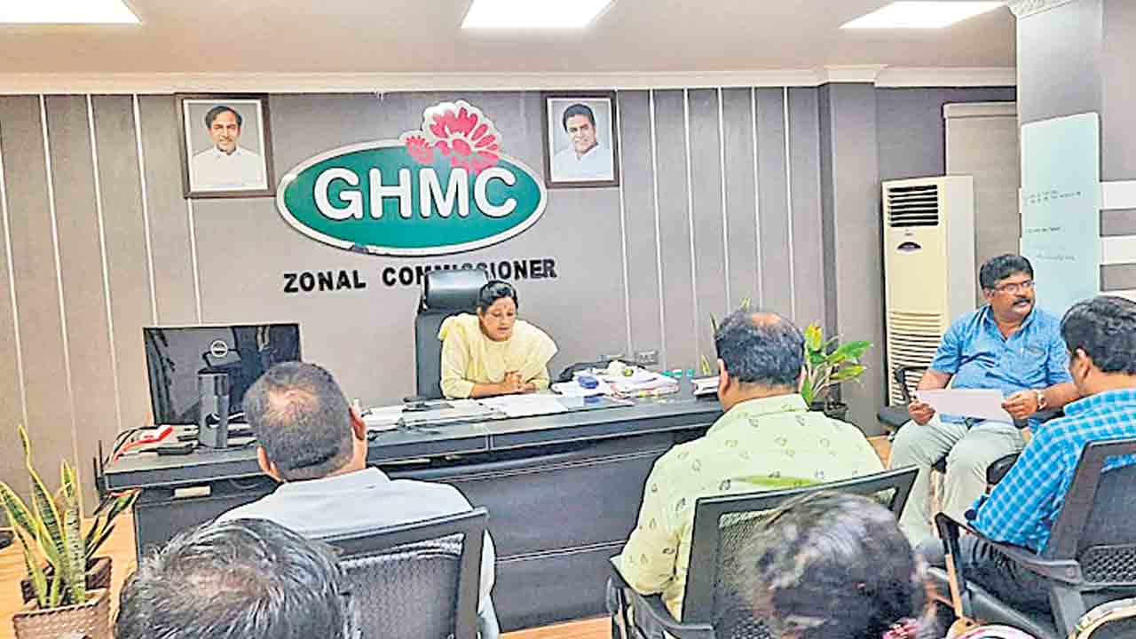 కుక్కల బెడదపై ప్రత్యేక దృష్టి