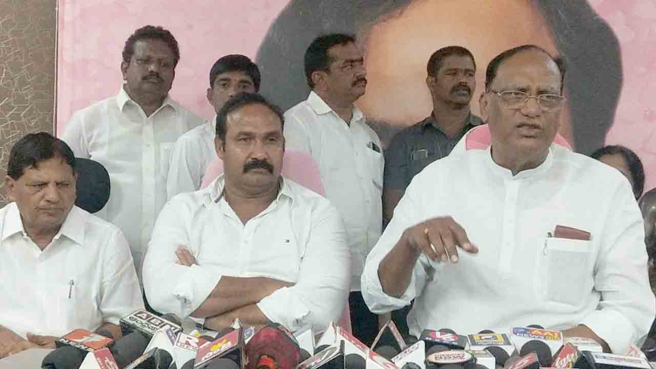 Gutta Sukhender Reddy | కొన్ని పార్టీలు రాజకీయ వ్యవస్థను భ్రష్టుపట్టిస్తున్నాయి : మండలి చైర్మన్‌