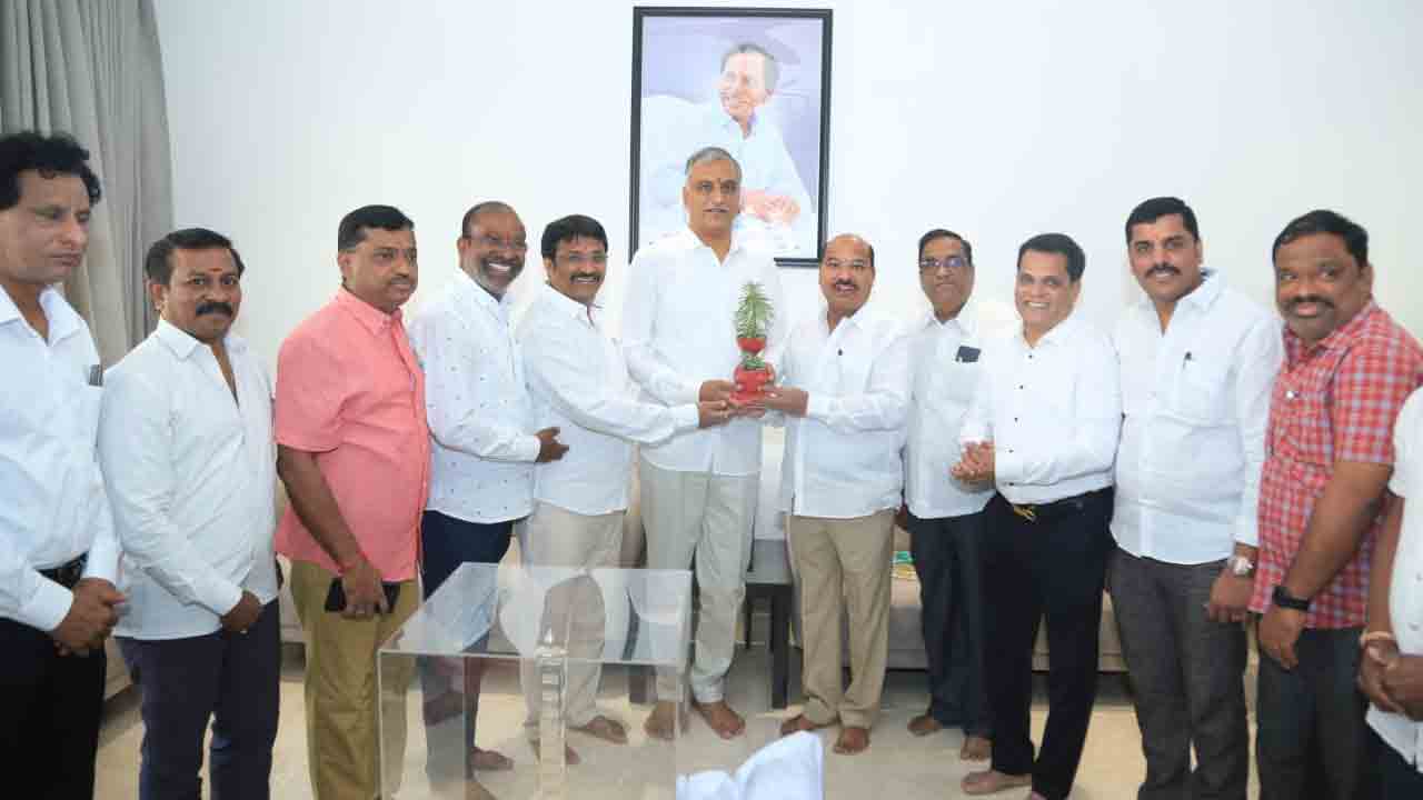 మంత్రి హ‌రీశ్‌రావుకు టీఎన్జీవో కేంద్ర సంఘం ప్ర‌త్యేక కృత‌జ్ఞ‌త‌లు