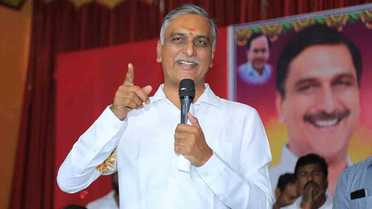 బిడ్డా.. మీరిట్లనే మాట్లాడితే వచ్చే ఎన్నికల్లో మీ డిపాజిట్లు గల్లంతే.. కాంగ్రెస్, బీజేపీకి హరీశ్రావు వార్నింగ్