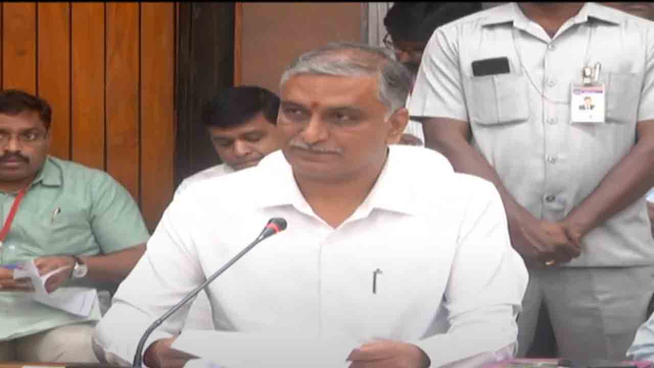 రూ. 90 వేల వ‌ర‌కు ఉన్న రుణాలు మాఫీ : మంత్రి హ‌రీశ్‌రావు