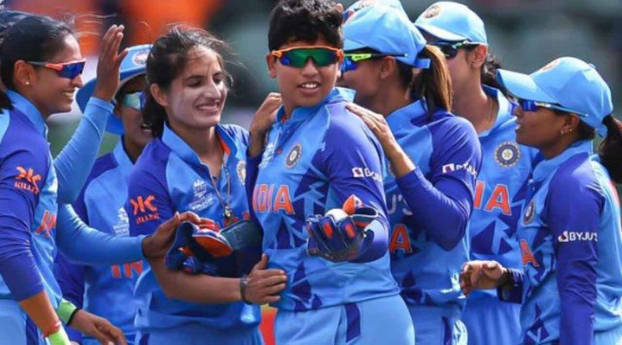 Womens T20 WC | వ‌ర‌ల్డ్ క‌ప్ సెమీ ఫైన‌ల్లో భార‌త్.. డ‌క్‌వ‌ర్త్ లూయిస్ ప‌ద్ధ‌తిలో ఐర్లాండ్‌పై 5 ప‌రుగులతో విజ‌యం