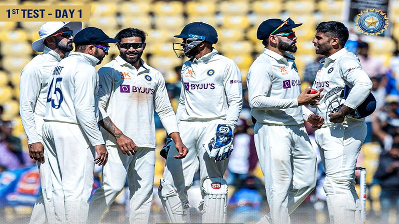 Jadeja Show: 5 వికెట్లు తీసిన జ‌డేజా.. ఆస్ట్రేలియా 177 ఆలౌట్‌