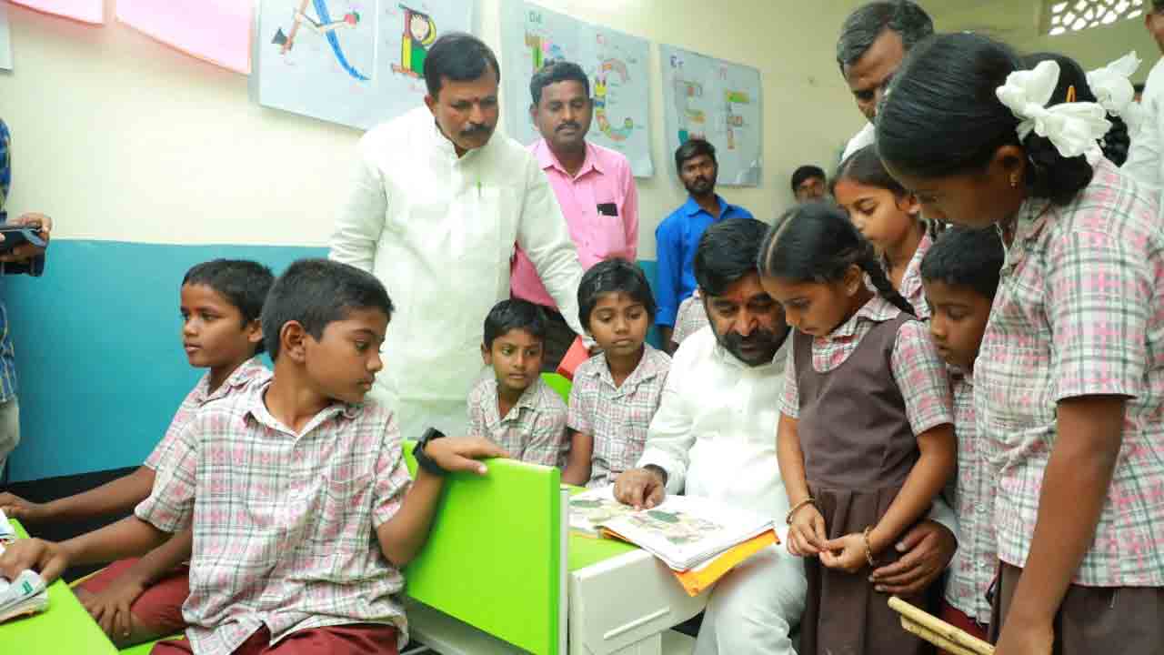 ప్రభుత్వ చదువులే కావాలన్న రోజులు వచ్చాయి : మంత్రి జగదీశ్‌రెడ్డి