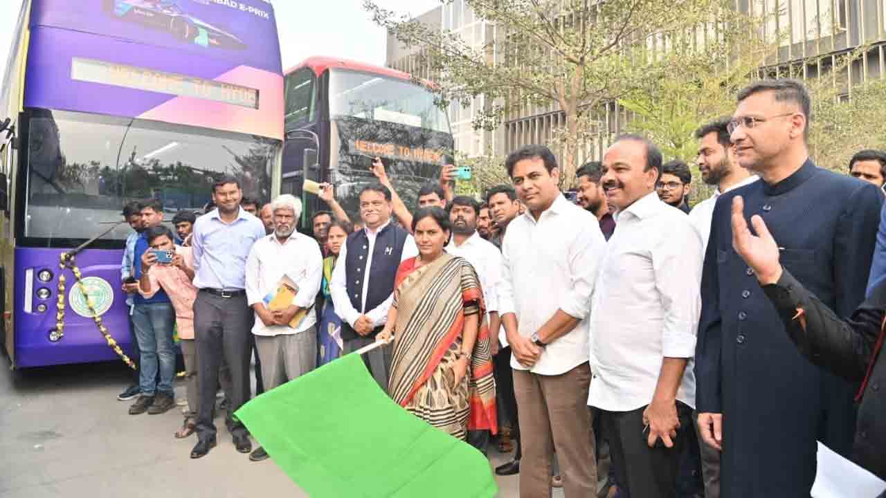 హైదరాబాద్‌కు డబుల్‌ డెక్కర్‌ బస్సులు వచ్చేశాయ్‌..!