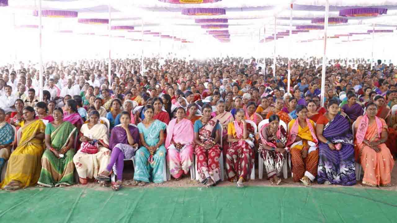 మహిళా ఓటర్లే అధికం