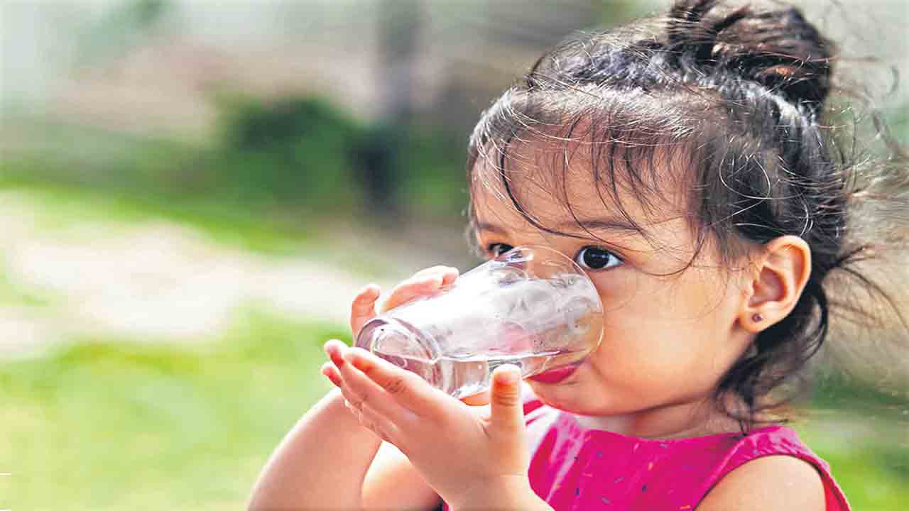 Summer | ఎండాకాలంలో చిన్న పిల్లల పట్ల ఎలాంటి జాగ్రత్తలు తీసుకోవాలి?